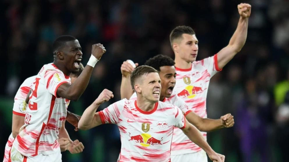 Leipzig pobjedom u finalu kupa konačno do prvog naslova, Demirović tragičar