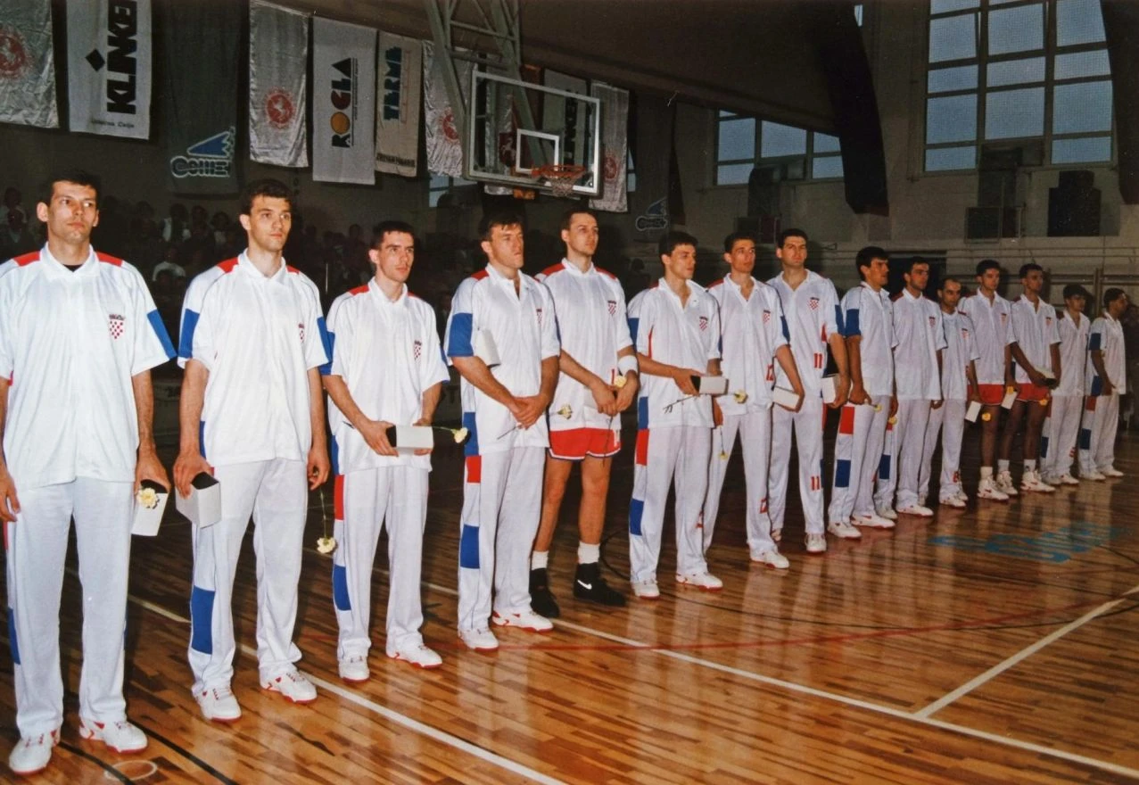 Slovenija - Hrvatska na početku prije 30 godina 