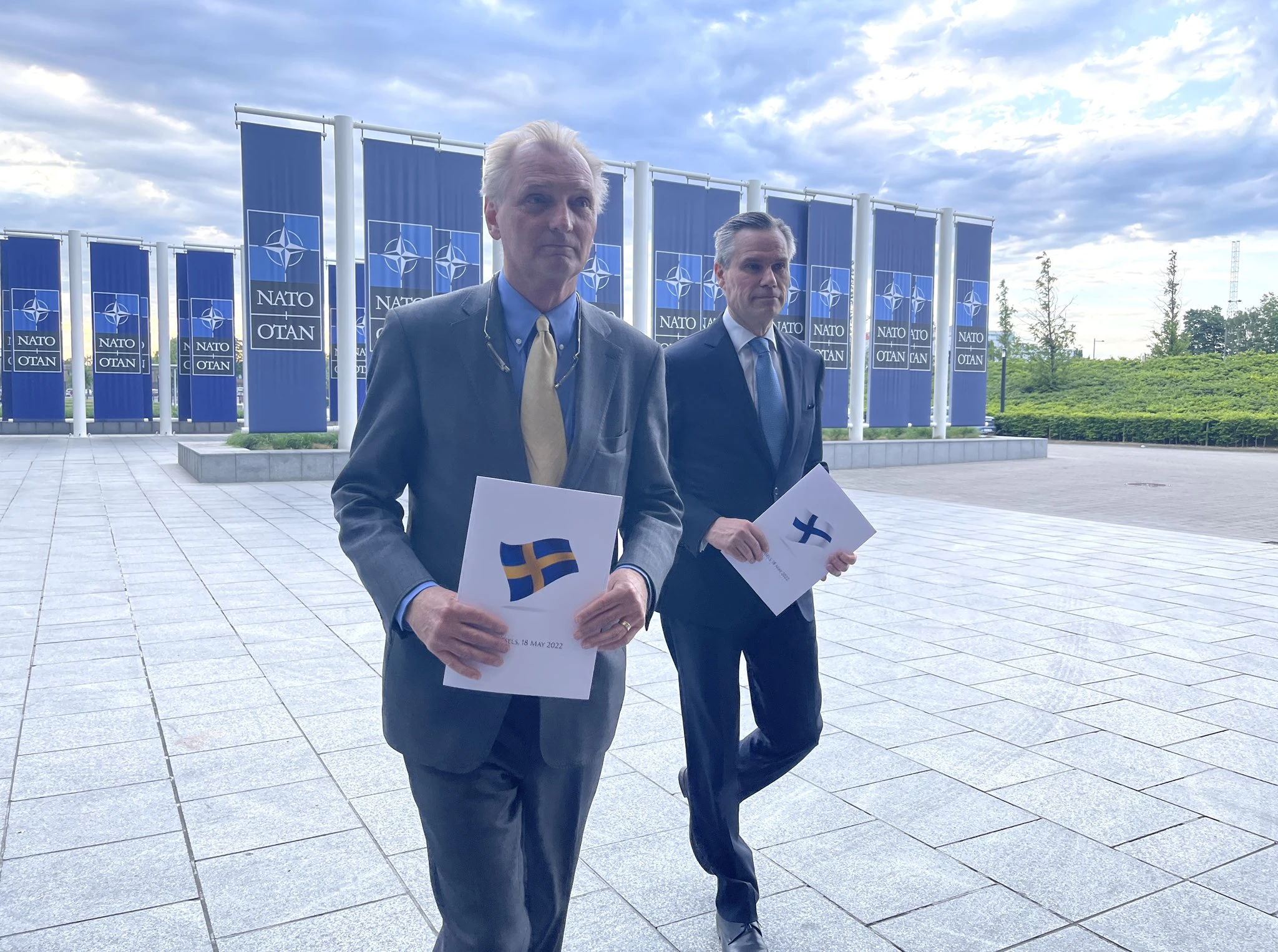 Švedska i Finska podnijele zahtjeve za pristupanje NATO-u