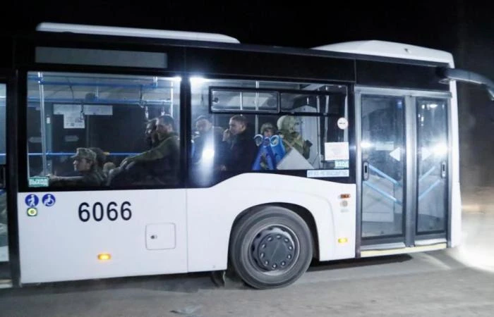 Ukrajina objavila da radi na “daljnjim fazama” evakuacije Azovstalja