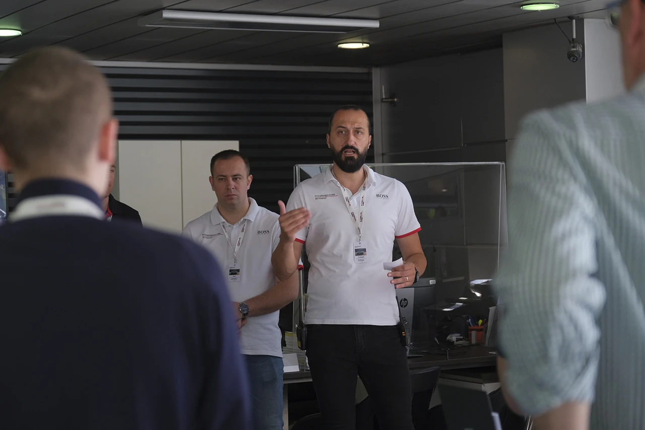 Ponedjeljak po receptu Porschea: Tisuće konjskih snaga i osmijeh na licu 