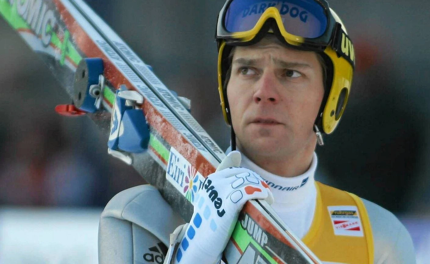 Cijena utapanja u alkoholu: Od nacionalnog heroja do mirnog automehaničara