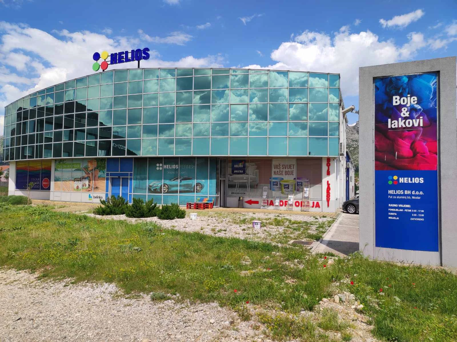 U Helios Premium centru pronađite široku paletu boja i lakova za sve namjene