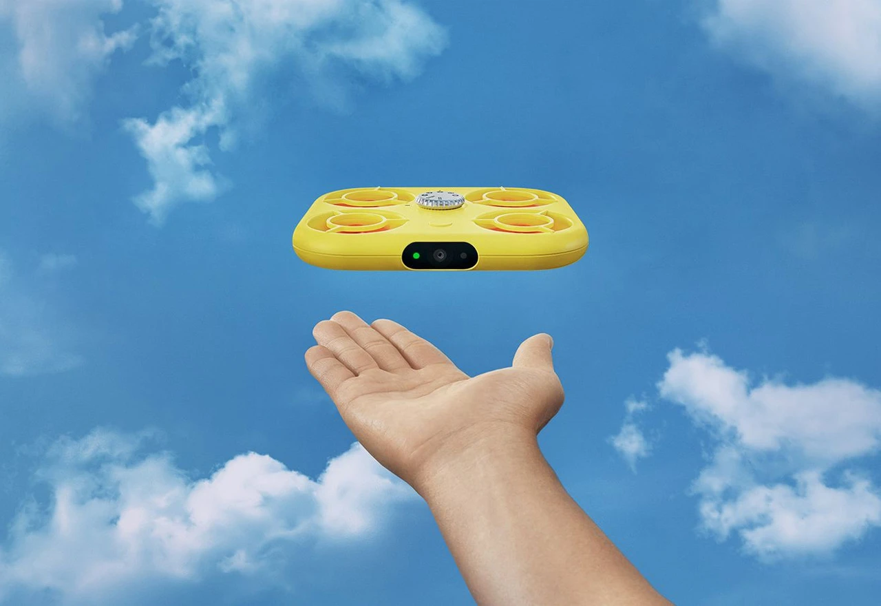 Snap predstavio dron za snimanje selfija