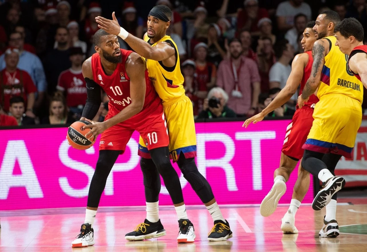 Bayern i Olympiacos uzvratili udarac