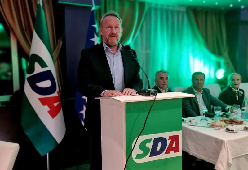 Izetbegović u Mostaru: Nema zamjene za nas