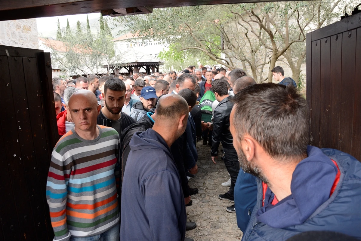 U Stocu klanjana dženaza djevojci stradaloj u potresu