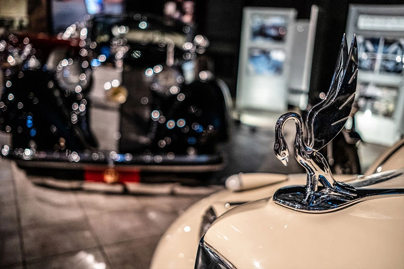 Zavirite u kraljevsku kolekciju automobila