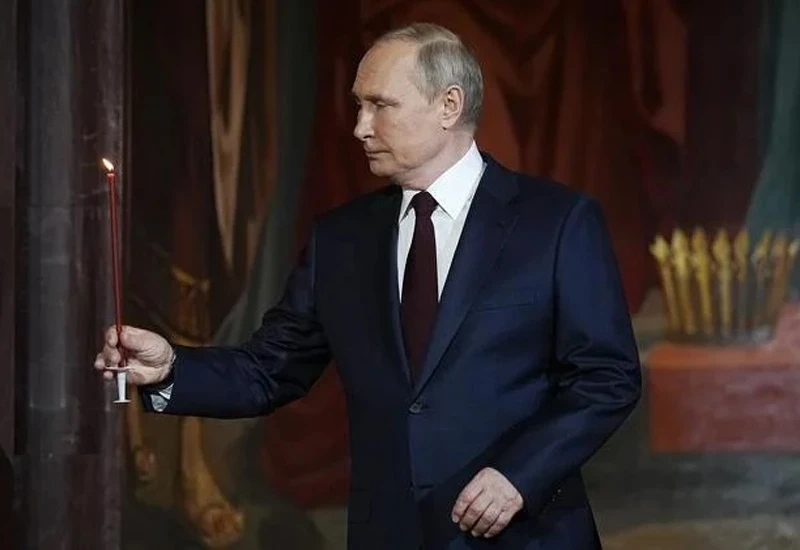 Putin nazočio vaskršnjoj liturgiji u Katedrali Hrista Spasitelja u Moskvi