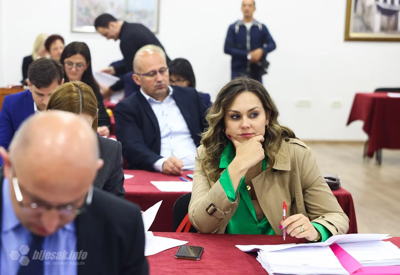 Ministar bez zakona, u školama stare krede i nove bajke, a u Vladi Oscar