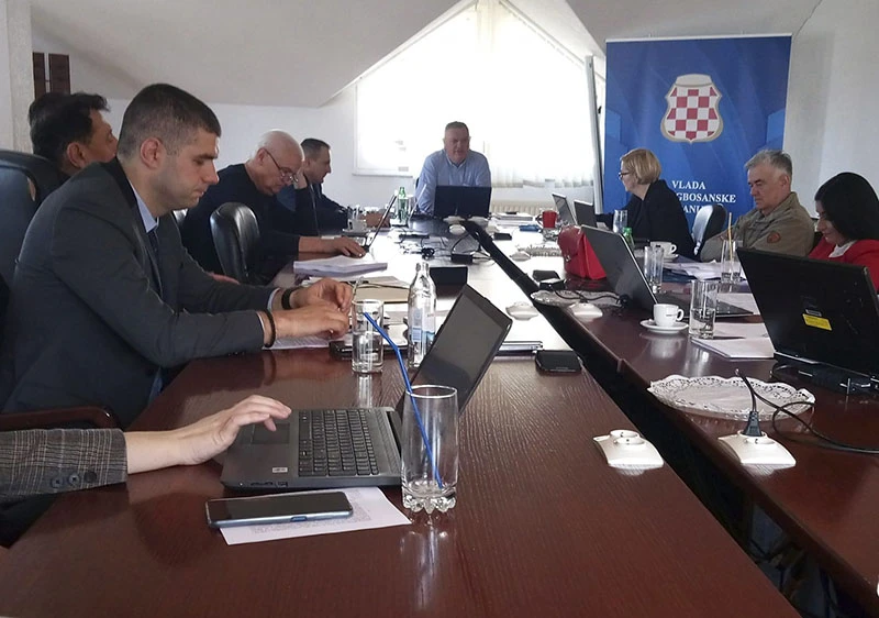 Vlada HBŽ: Usvojen Nacrt zakona o plaćama i naknadama korisnika županijskog proračuna