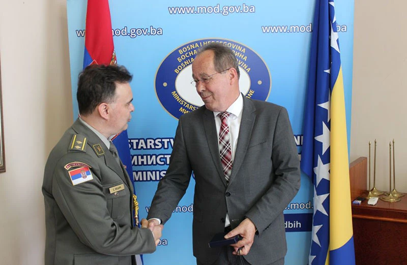 Tko priča o ratu: Vojska Srbije i BiH surađuje