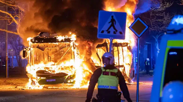 Nemiri u nekoliko gradova Švedske, sve krenulo javnim spaljivanjem Kur'ana