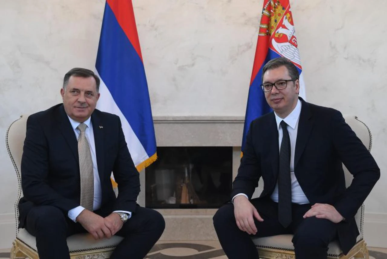 Vučić Dodiku: Protiv sankcija i boonskih ovlasti