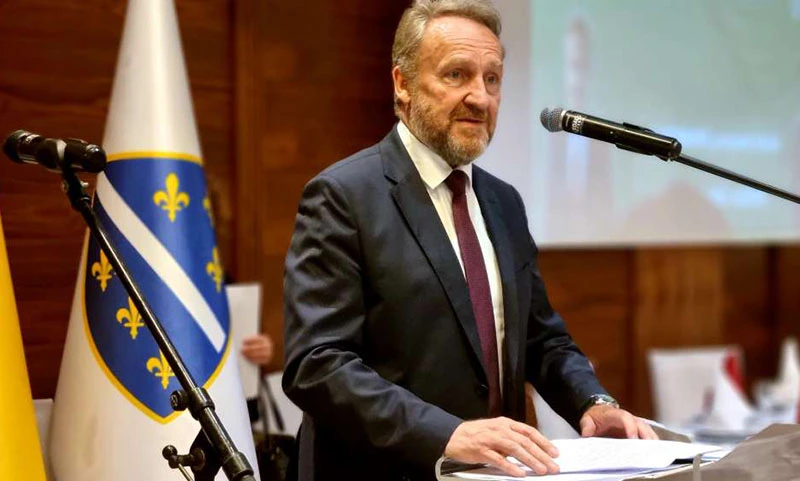 Izetbegović: BiH stoji na jednoj nozi