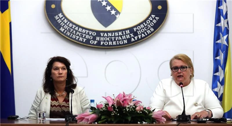 Linde: BiH mora slijediti politiku EU u odnosu na rat u Ukrajini
