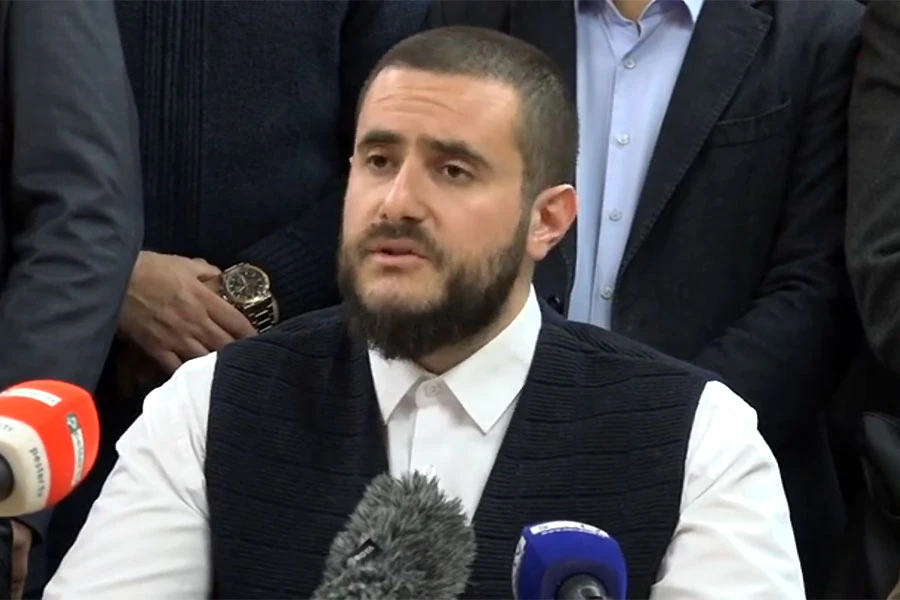 Sin Muamera Zukorlića: Otac nije umro prirodnom smrću