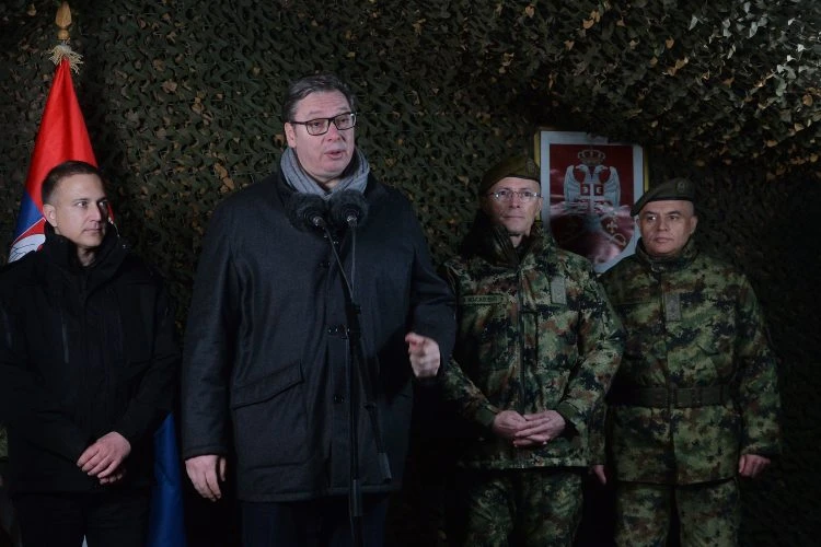 Vučić: Imamo novo moćno oružje, preko reda kupujemo Bayraktare