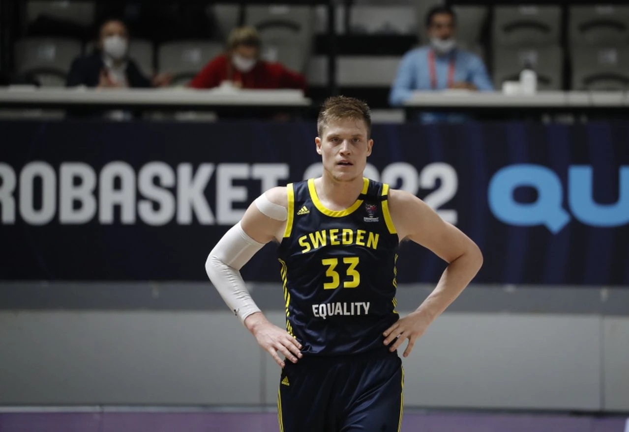 Potpisao za CSKA pa izbačen iz reprezentacije 