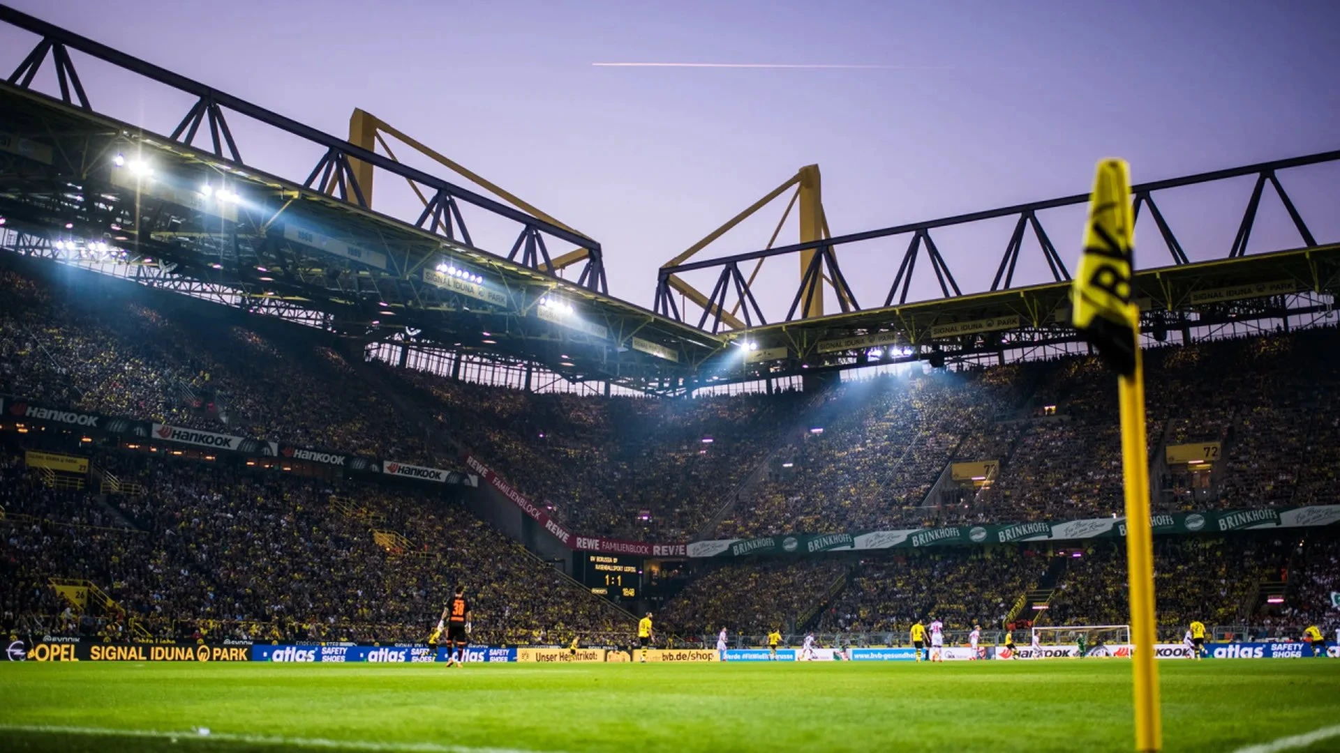 Ukinute mjere, Bundesliga pred punim tribinama!