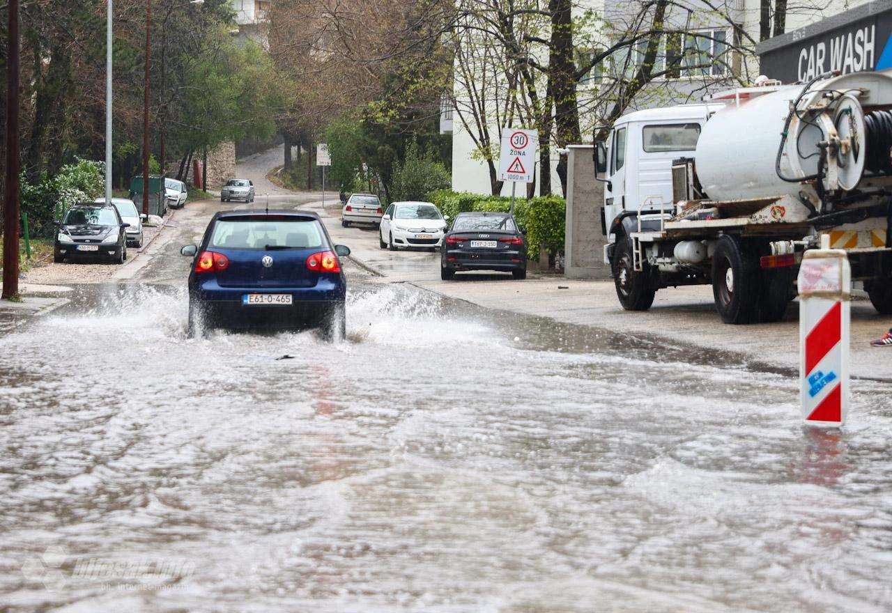 Mostar: Jezero u Ilićkoj ulici
