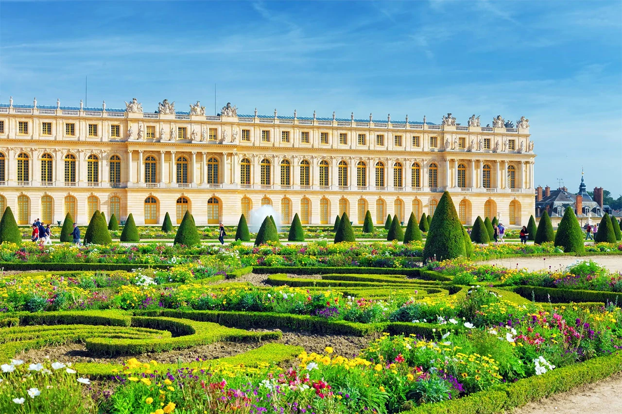 Versailles ponovno otvara Dvoranu za loptanje