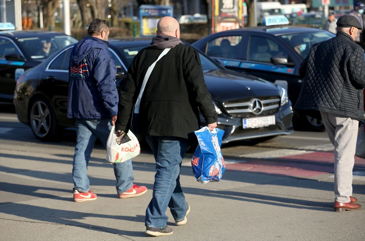 Hrvatska: Nakupljanje zaliha hrane je nepotrebno