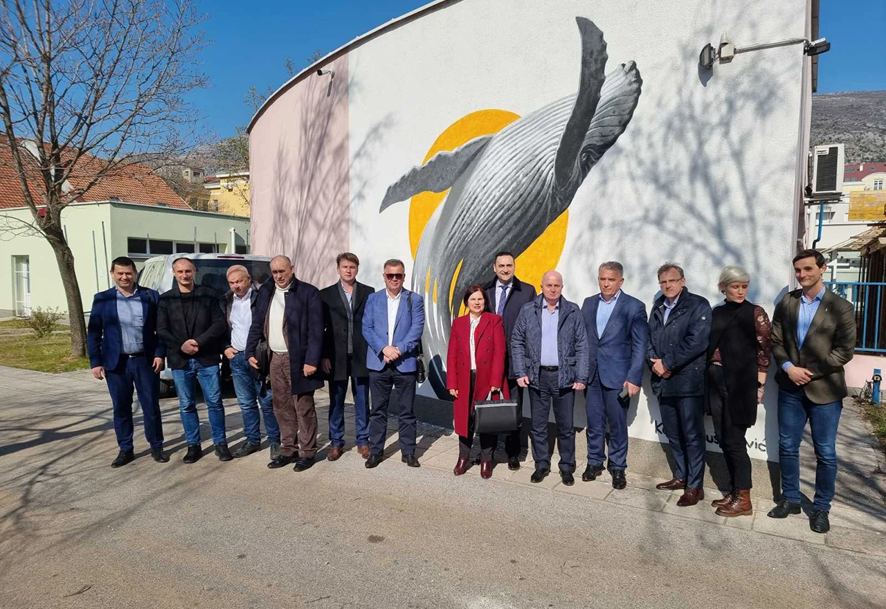 Predstavnici gradske i županijske vlasti u posjeti Centru Los Rosales