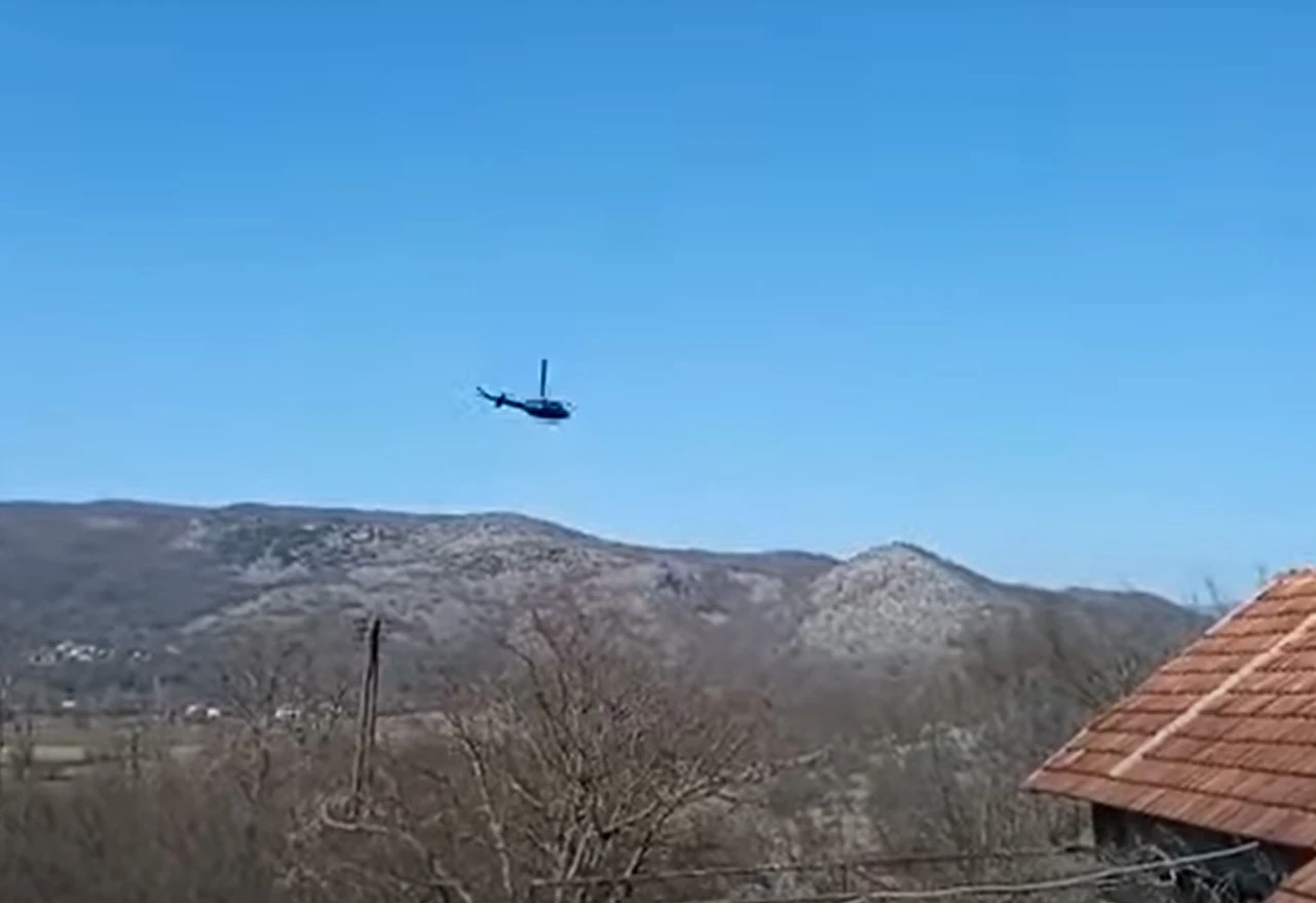 VIDEO: Helikopter uznemirio Širokobriježane: Biži druže avioni kruže!