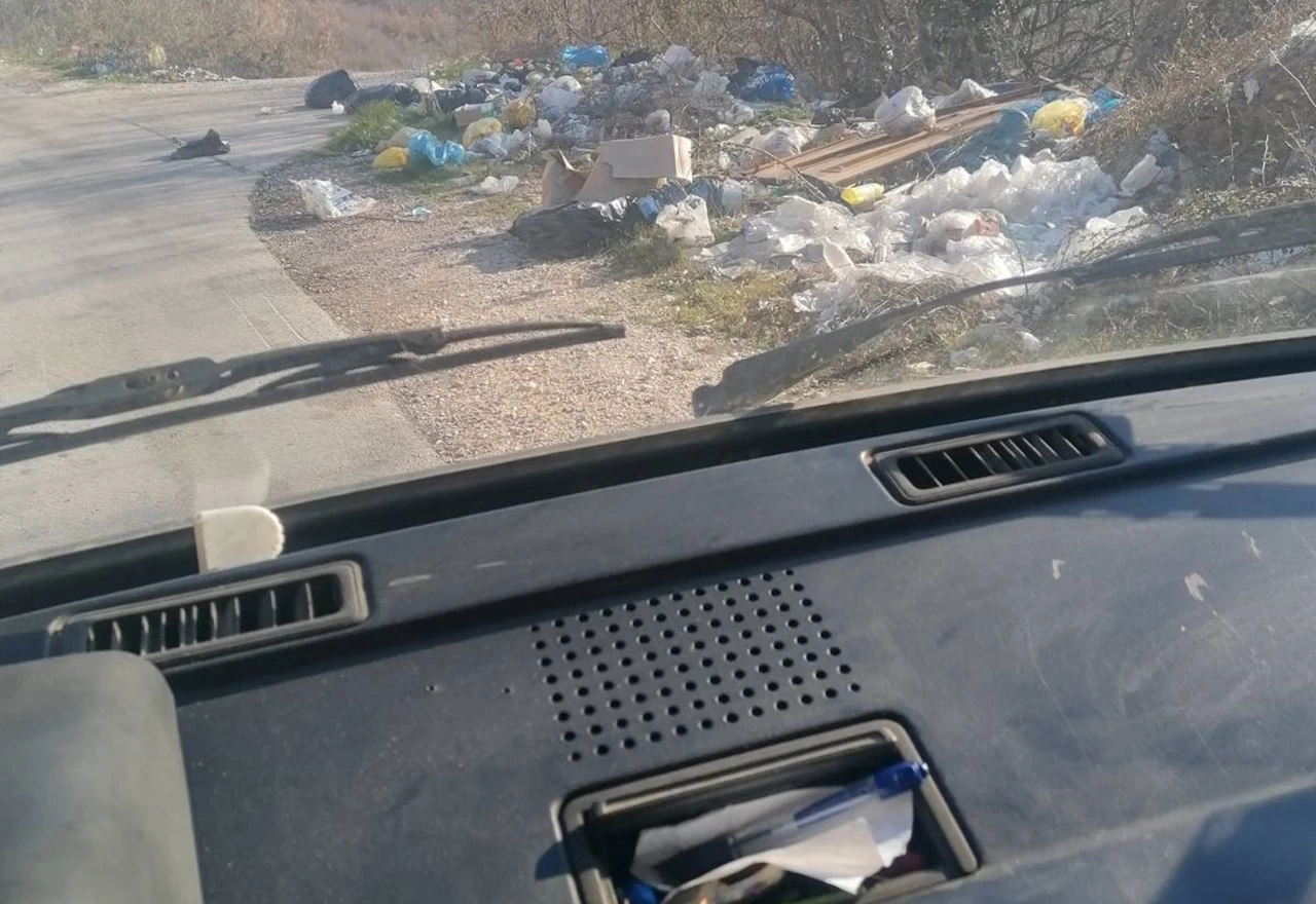 Ususret turističkoj sezoni: Priroda zatrpana smećem