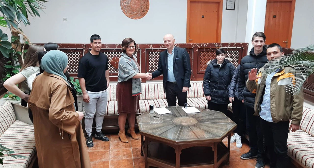 Rotary Club Mostar osigurao stipendije za 13 štićenika Dječjeg doma Mostar