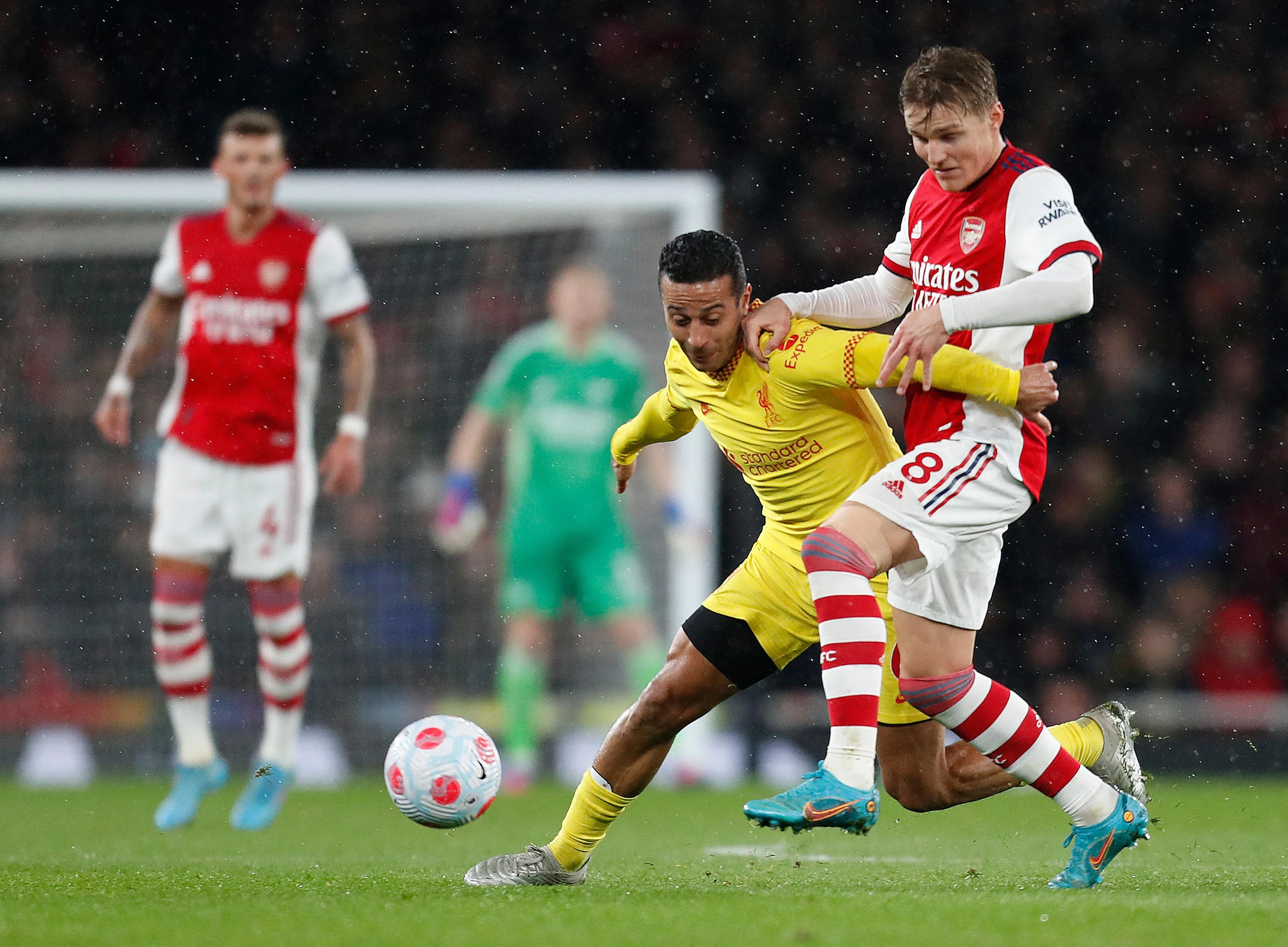 Liverpool u gostima svladao Arsenal i došao na bod do Cityja