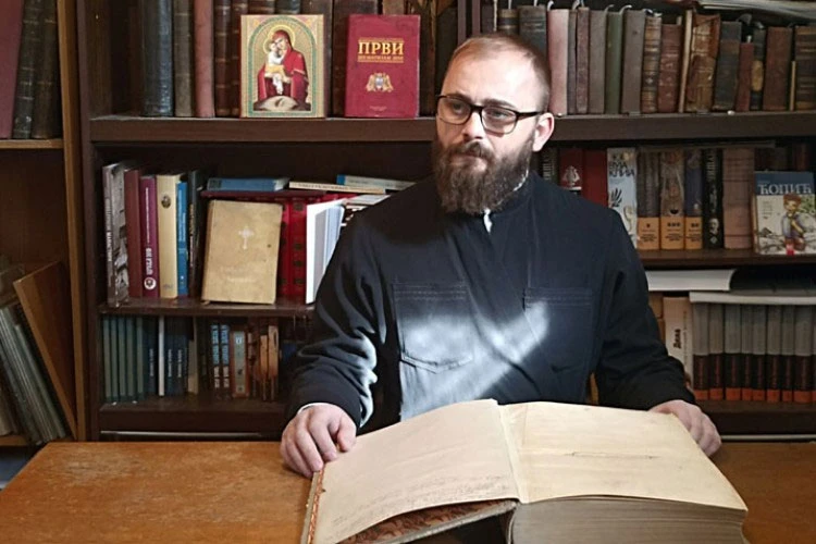 Paroh livanjski: U Livnu živi samo sedmero srpske djece