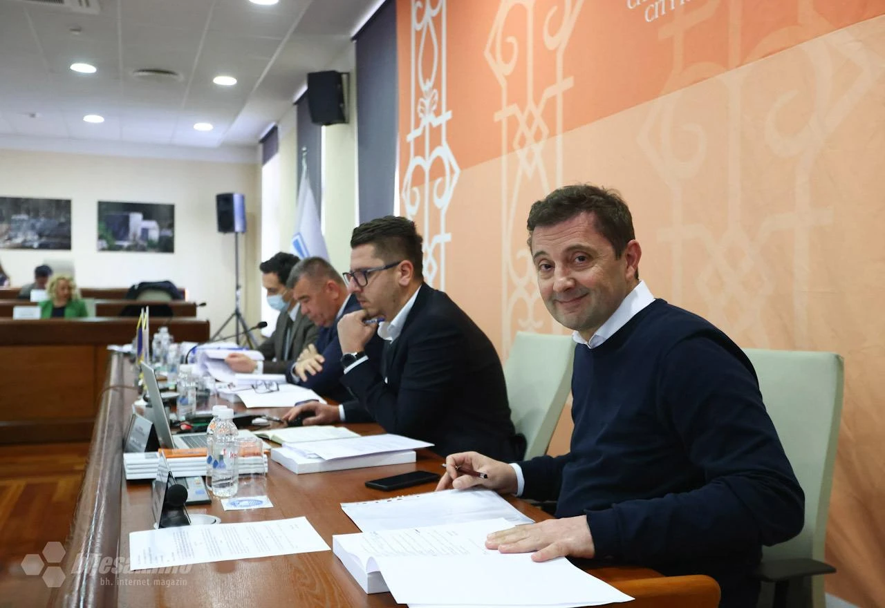 Zbog poskupljenja životnih namirnica Kordić diže plaću djelatnicima gradske uprave