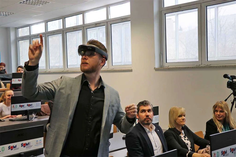 SUM nastavlja s modernizacijom, otvorena računalna učionica
