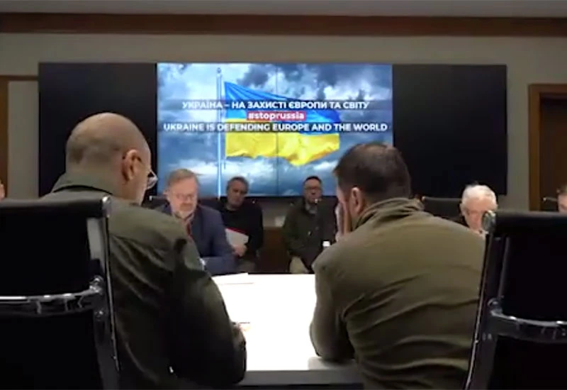 VIDEO | Premijeri u Kijevu, pozvan i Papa