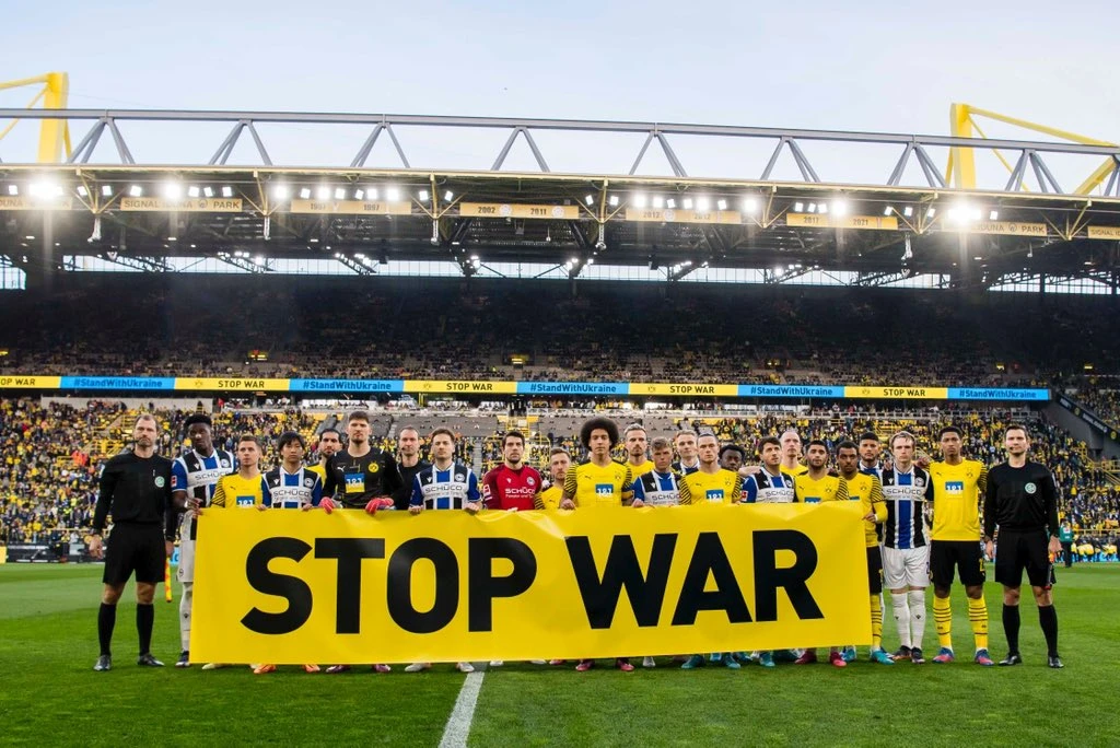 Tijesnom pobjedom Borussia smanjila zaostatak za Bayernom