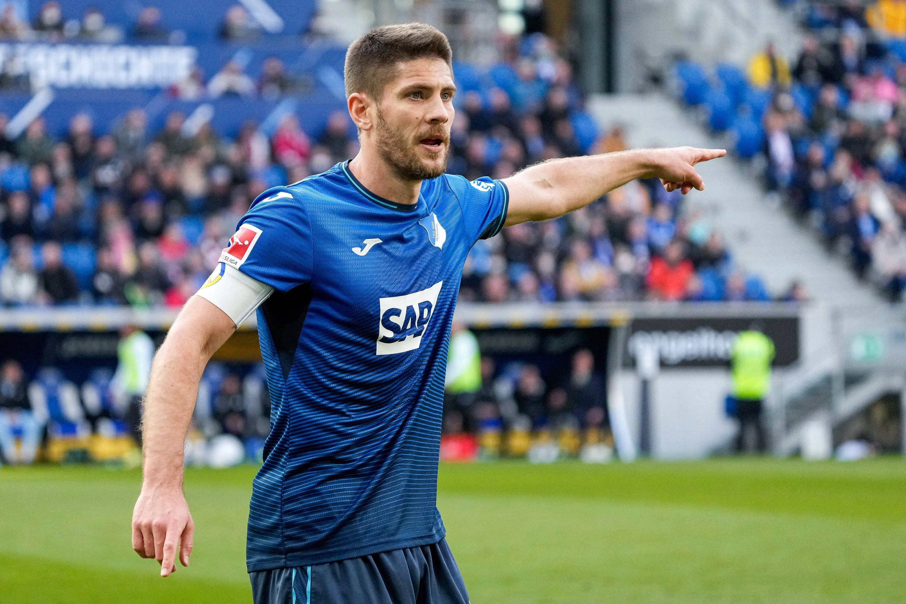Remi Hoffenheima i Bayerna; Tračak nade za Stuttgart