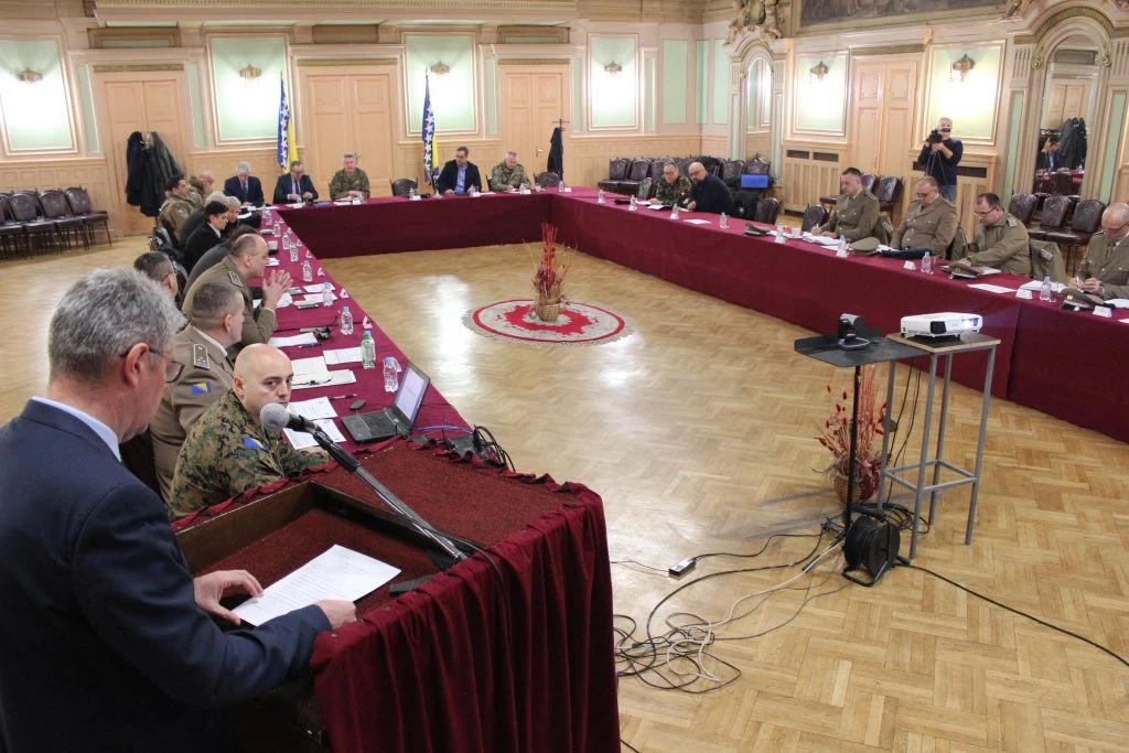 Godišnja analiza: Što prije povećati plaće vojnim osobama
