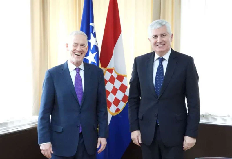 Čović i Scanlan: Mijenjati izborni zakon, ubrzati ekonomske prilike, ostvariti EU put...