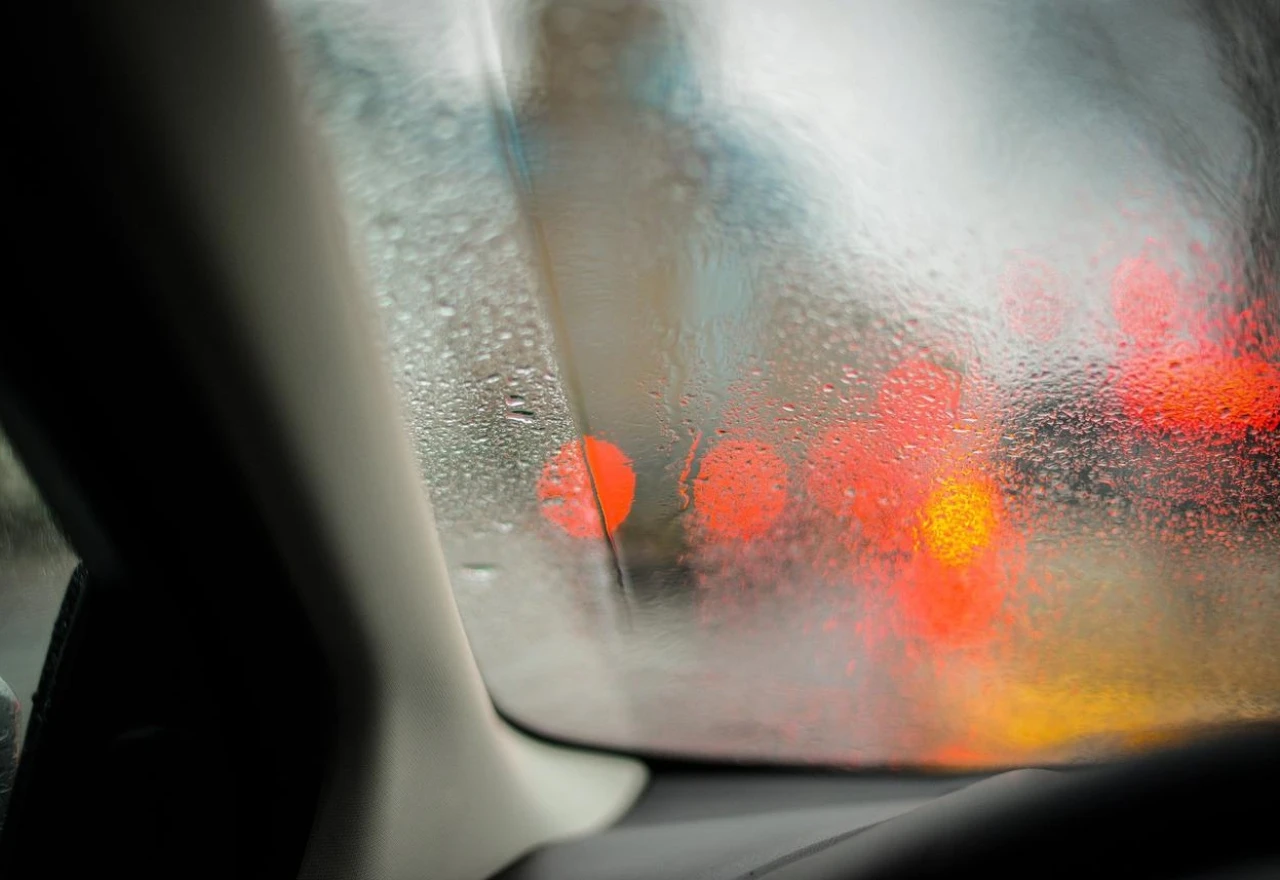 Zašto vam magle stakla u automobilu?