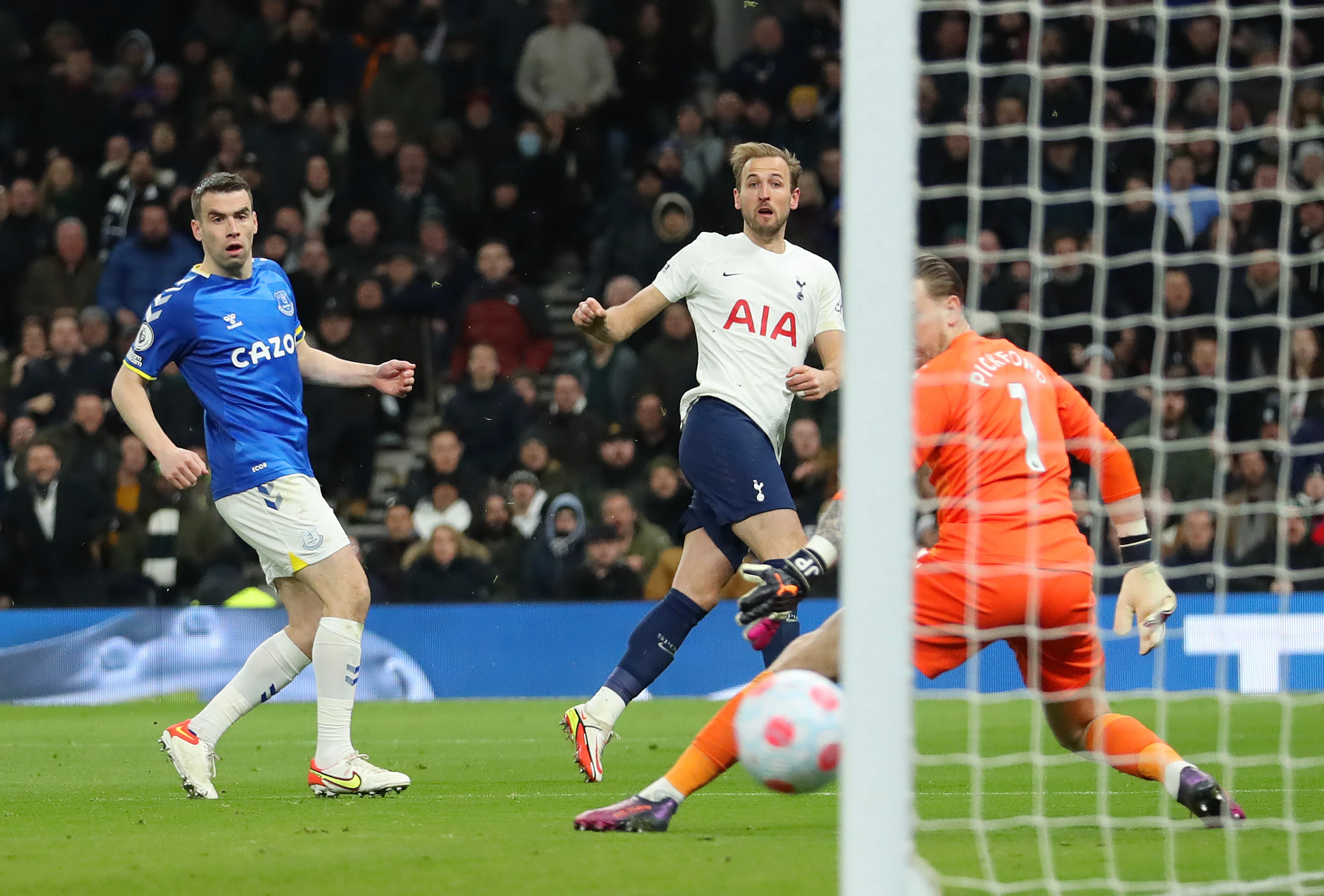 Harry Kane pogurao Everton prema drugoj ligi i prestigao Henryja
