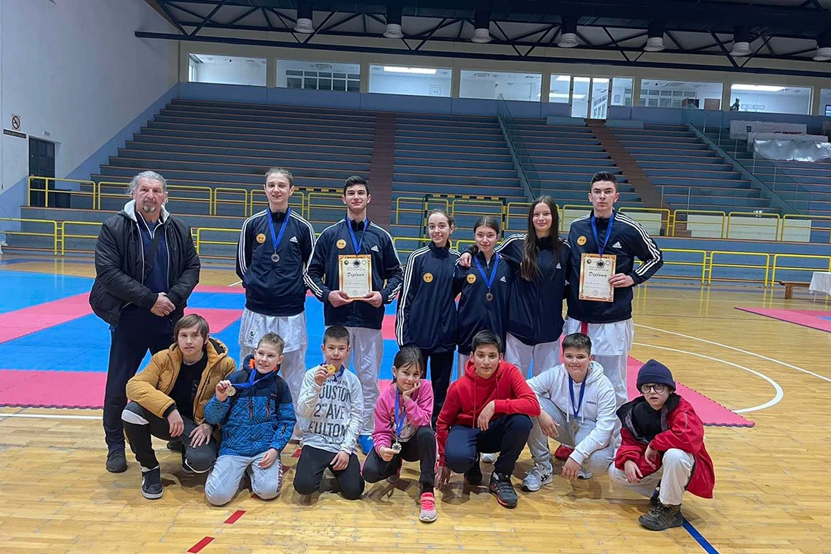 Univerzitetski karate klub ''Student'' u Mostar donio osam medalja
