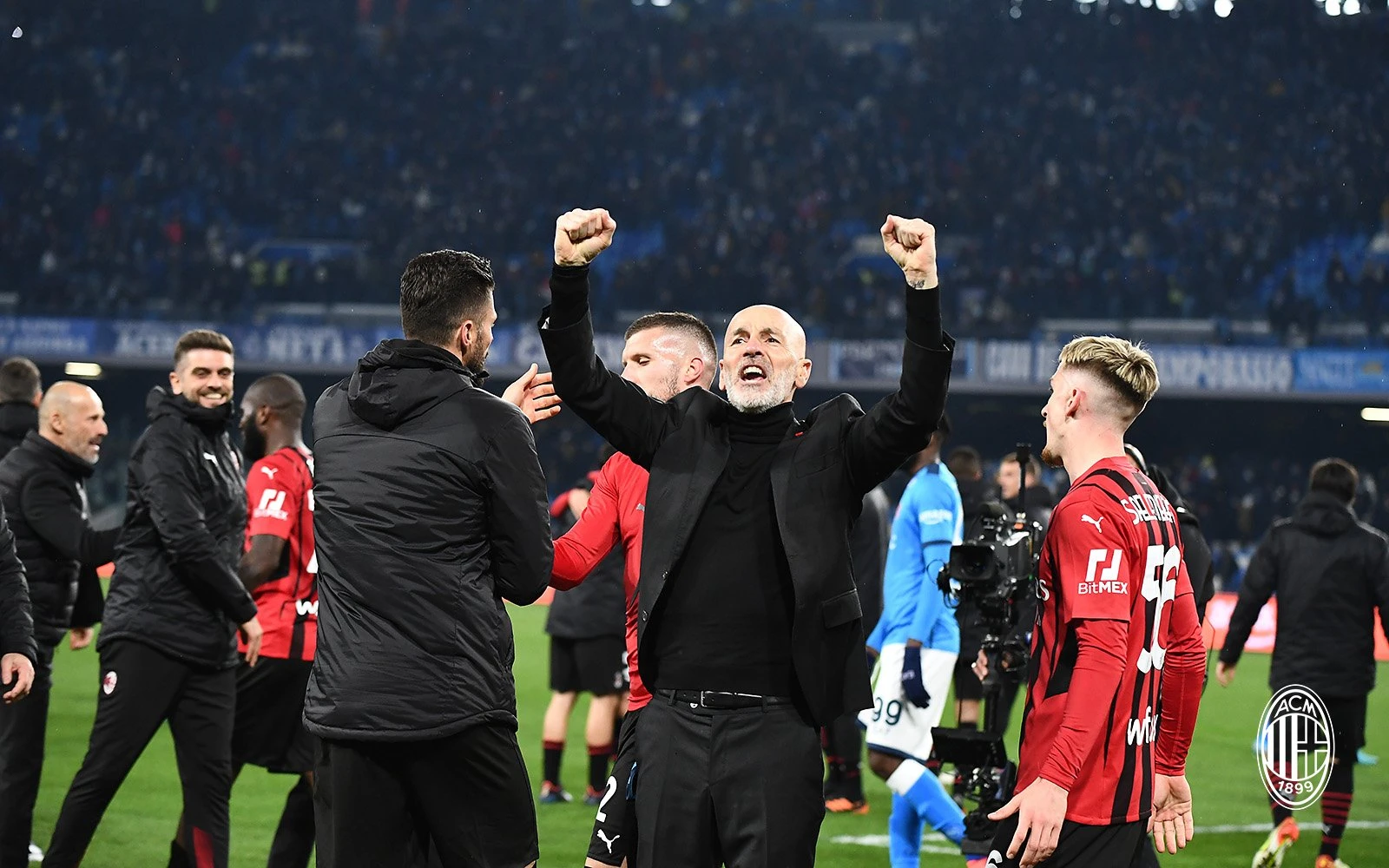 Milan slavio u Napulju, Giroud vratio Rossonere na vrh