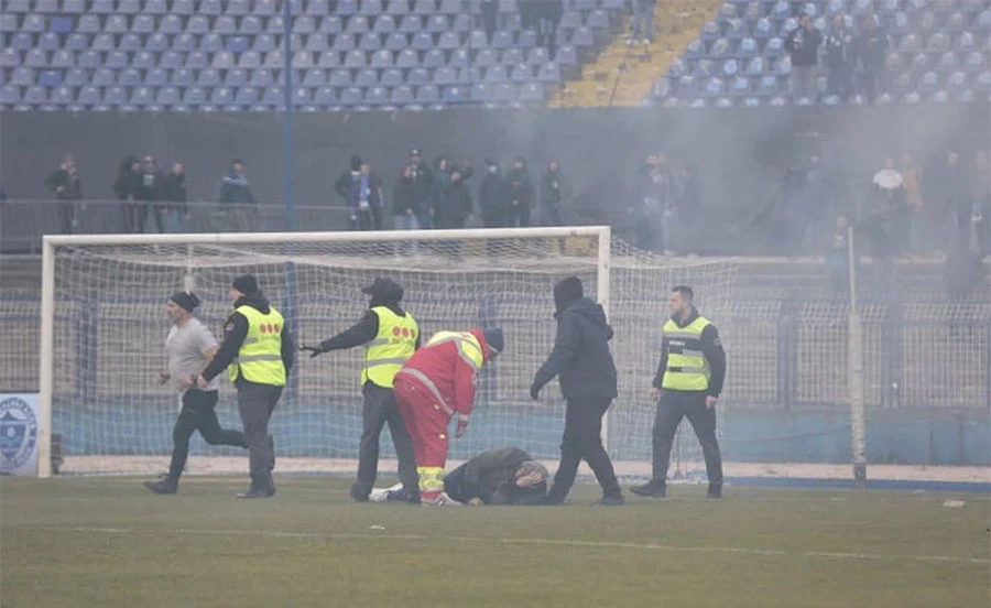 VIDEO | Mladić teško ozlijeđen u navijačkim neredima na Grbavici 