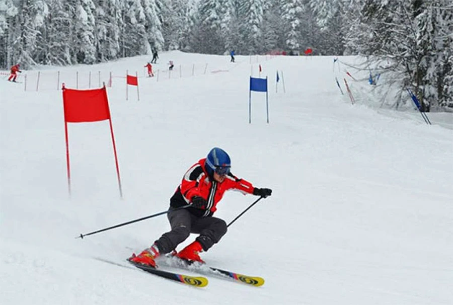 Na prvenstvu Herceg-Bosne u alpskom skijanju '22 više od devedeset skijaša