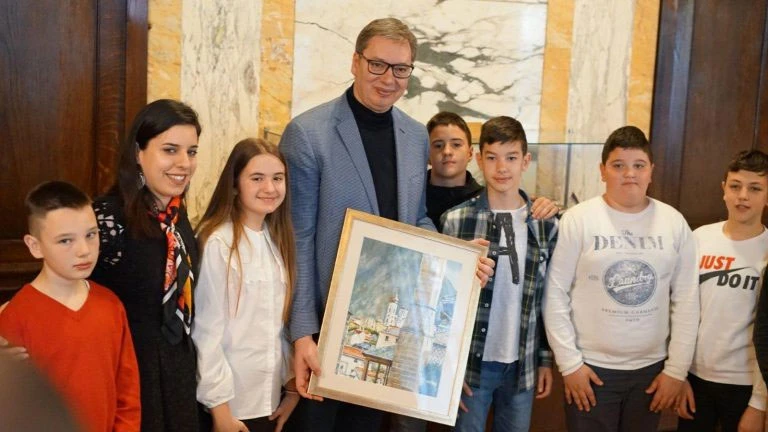 Mala raja iz Mostara Vučiću izmamila osmjeh na licu