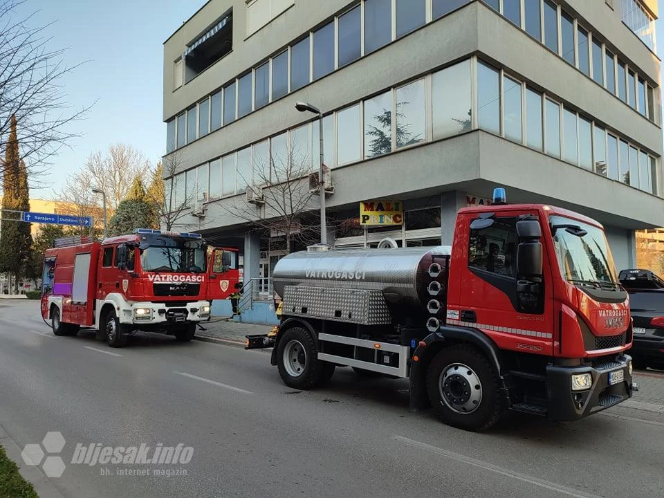 Mostar: Požar u ''plavoj zgradi''