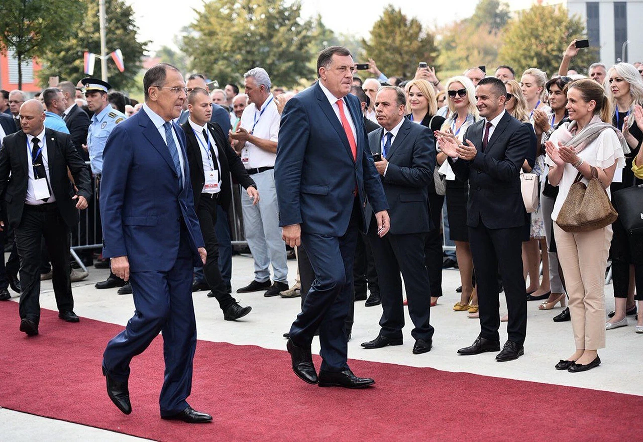 Dodik Komšića i Džaferovića 'prijavio' Lavrovu