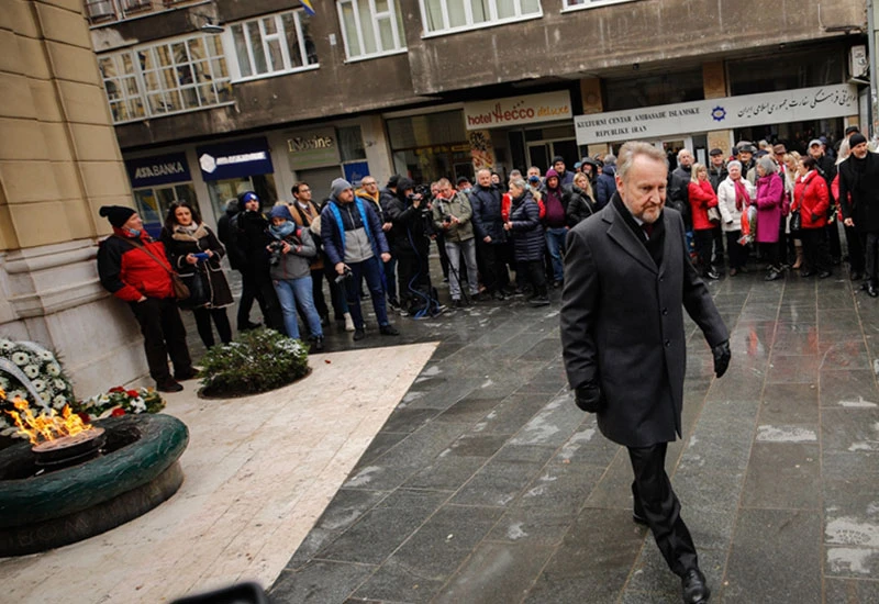 Komšić: Patriote će znati šta treba raditi; Izetbegović: Ukrajina brani i BiH